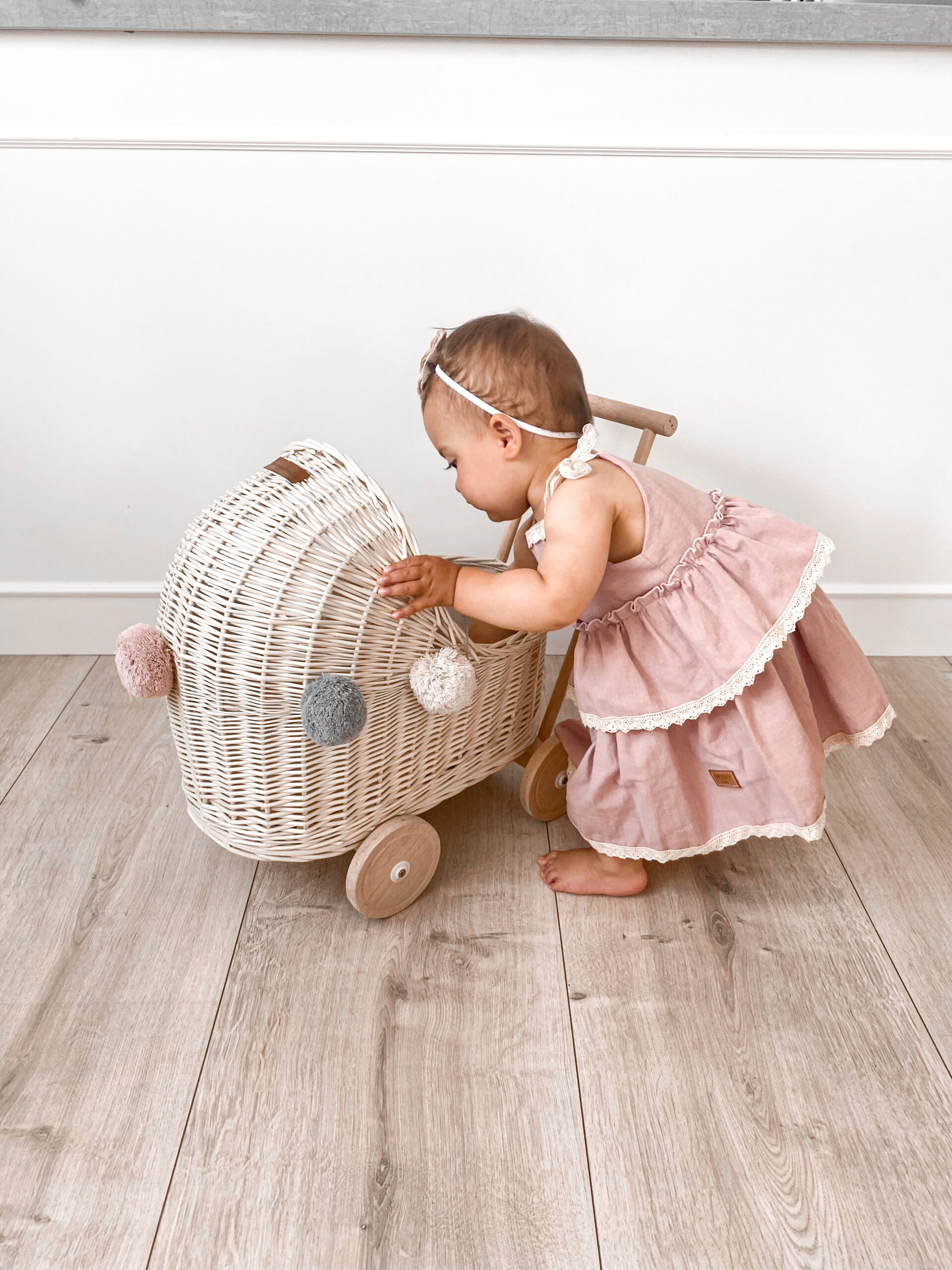 WÓZKI WIKLINOWE DLA LALEK